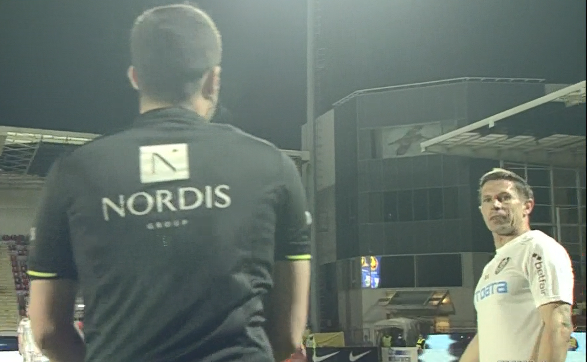 Penalty neacordat în FCSB - CFR Cluj! Verdictul categoric al lui Ion Crăciunescu + reacția lui Deac