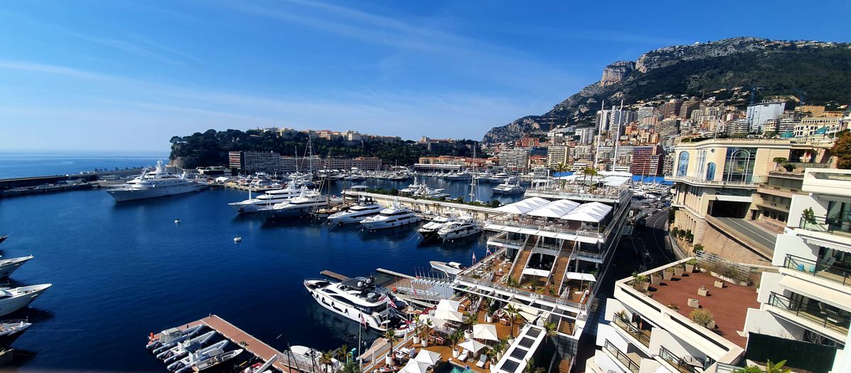 De la vândut bilete în club de noapte, la ambasador al pokerului » Voia să-și achite chiria din poker și acum e as mondial!