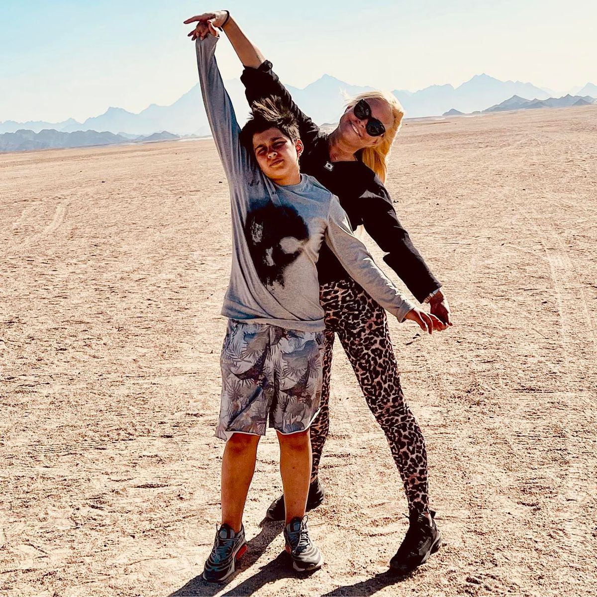 Ce pensie alimentară plătește Victor Pițurcă pentru băiatul pe care îl are cu Vica Blochina