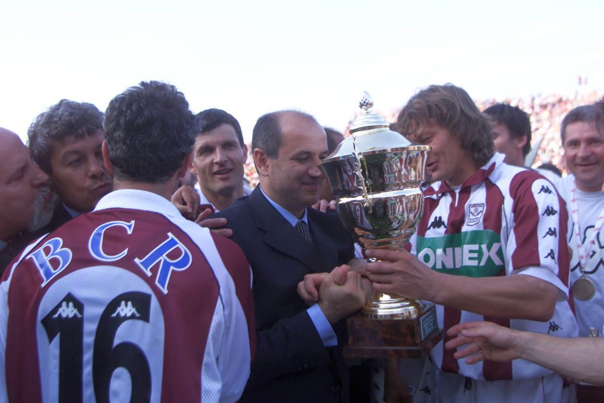 Momentul cu Lucescu l-a marcat »  „Cobra” Jean Barbu dezvăluie: „M-a lăsat pe bancă fără să-mi zică nimic. Știți ce a urmat?”