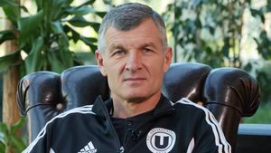Șoc la U Cluj înaintea meciului cu Dinamo » Neluțu Sabău despre negocierile cu Șumudică: „E adevărat! Eu sunt gata să renunț”