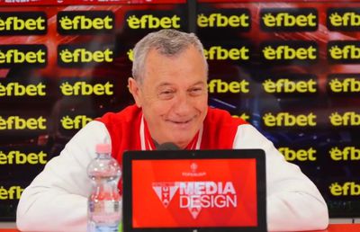 Mircea Rednic a făcut iar show la conferință » De ce regretă că Mititelu junior nu se implică mai mult + Mesaj către dinamoviști: „O să fiu înjurat!”