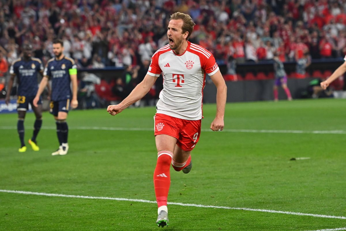 TOP 10 echipe care câștigă cei mai mulți bani din vânzarea tricourilor » O singură țară dă 5 cluburi în ierarhie