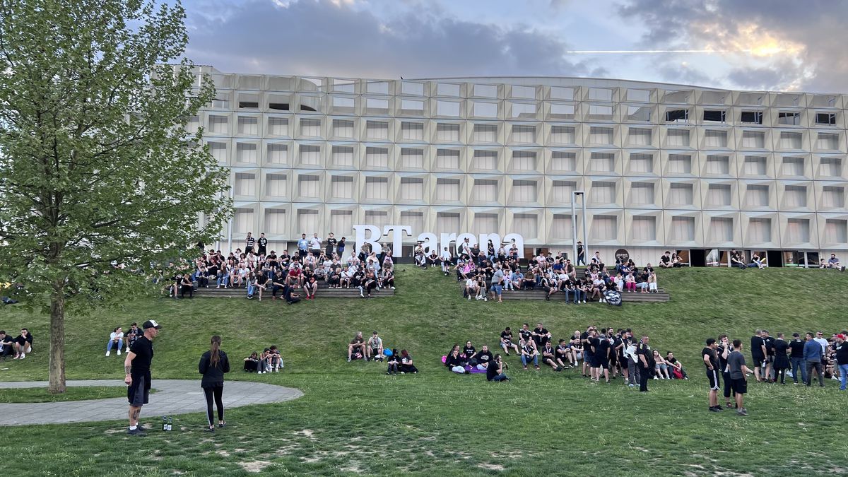 Fanii lui U Cluj s-au ținut de cuvânt! Imagini SENZAȚIONALE surprinse de GSP în timpul derby-ului cu CFR: unde s-a strâns galeria