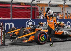 Lando Norris a câștigat sprintul „haotic” de la Miami » Dezastru pentru Max Verstappen