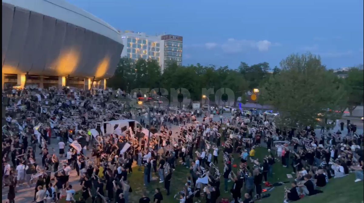 Fanii lui U Cluj s-au ținut de cuvânt! Imagini SENZAȚIONALE surprinse de GSP în timpul derby-ului cu CFR: unde s-a strâns galeria