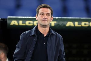 Conferința lui Cristi Chivu, acaparată de subiectul Dennis Man: „Nu pentru că suntem compatrioți! Am vrut să îl trimit titular, dar nu știam un lucru”