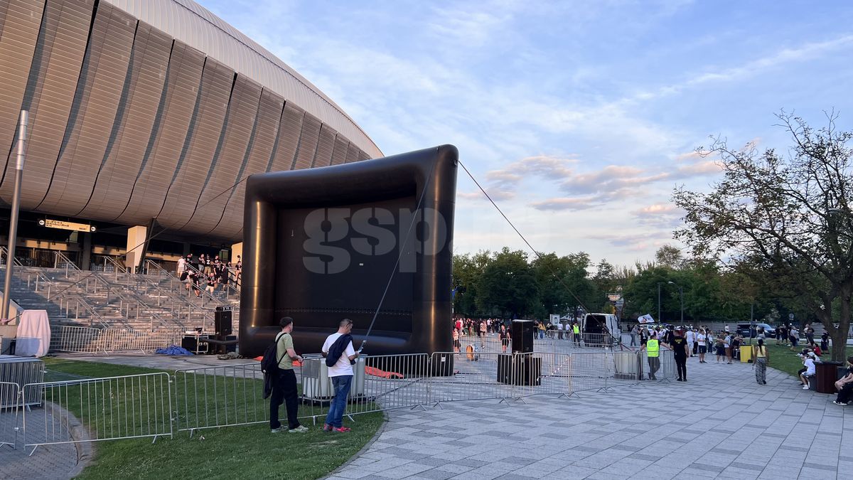 Cum urmăresc fanii lui U Cluj derby-ul cu CFR