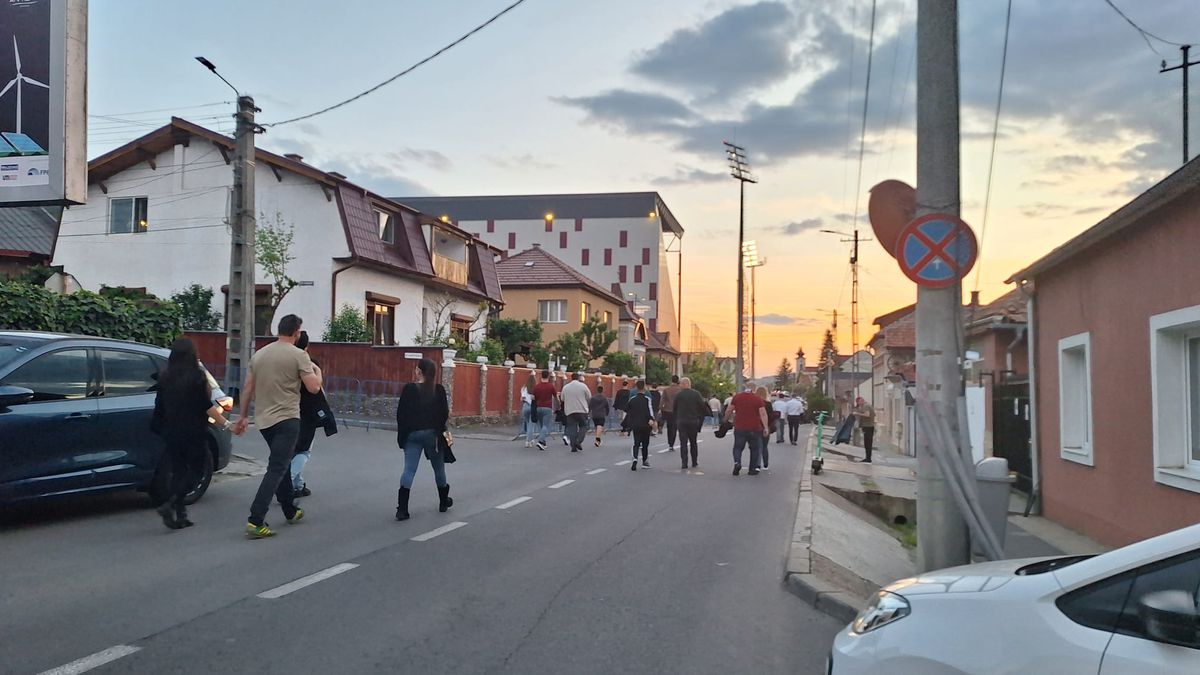 Imagini de la porți înainte de CFR - U Cluj