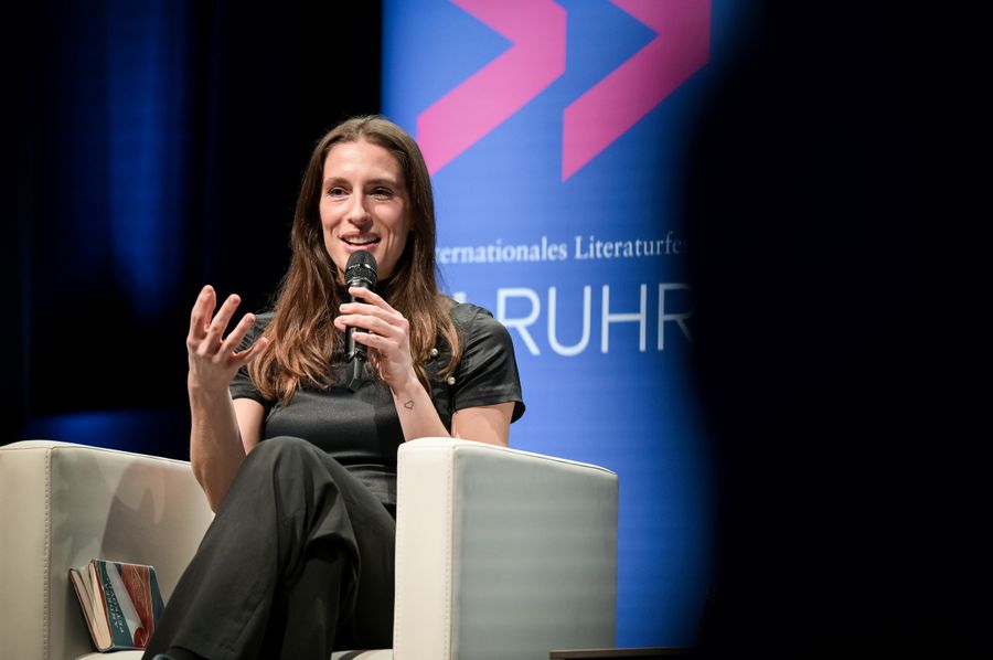 Cea mai originală comparație după finala Roland Garros: „Fără Jannik Sinner, mintea frumoasă și originală a lui Carlos Alcaraz devine un fluture care vrea să vadă un milion de flori”