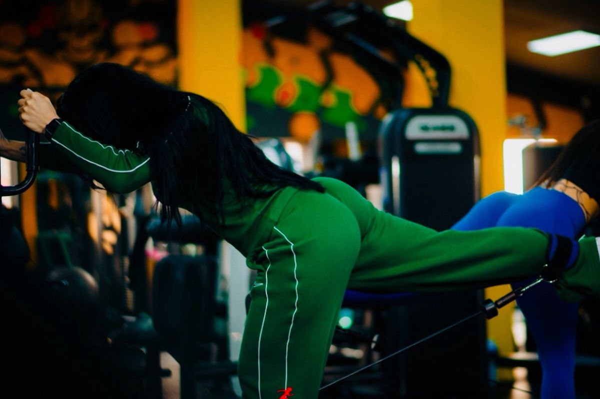 Alexandra Zmărăndescu