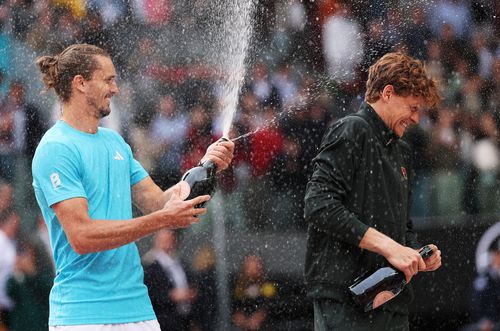 Alexander Zverev și  Jannik Sinner la festivitatea de premiere  FOTO Guliver/GettyImages