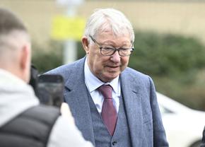 Lui Sir Alex Ferguson i s-a făcut rău la stadion înainte de Manchester United - Liverpool și a fost transportat la spital