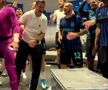 Imagini nebune din vestiarul lui Inter după titlu: Chivu și-a aruncat sacoul de antrenor și s-a descătușat!
