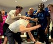 Imagini nebune din vestiarul lui Inter după titlu: Chivu și-a aruncat sacoul de antrenor și s-a descătușat!