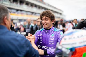 Kimi Antonelli câștigă Marele Premiu de Formula 1 de la Miami: a treia victorie consecutivă pentru italian!