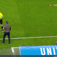 Zeljko Kopic și Florentin Petre, protest după golul Craiovei // Capturi FOTO @Digi Sport 1