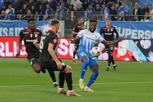 Craiova - Dinamo » Start în Bănie, stadionul este aproape plin