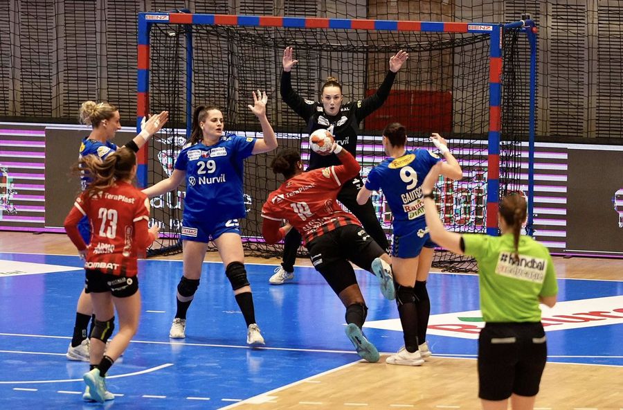 SCM Rm. Vâlcea - Gloria Bistrița, meciul care poate decide titlul în „Liga Florilor” » Cea mai mare diferență din meci