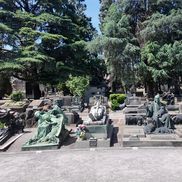Morminte-monument în Cimitirul Monumentale din Milano. Foto: GSP