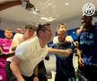 Imagini nebune din vestiarul lui Inter după titlu: Chivu și-a aruncat sacoul de antrenor și s-a descătușat!