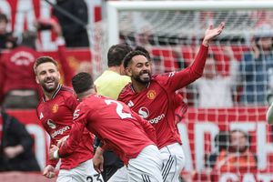 Manchester United - Liverpool, derby în runda #35 din Premier League