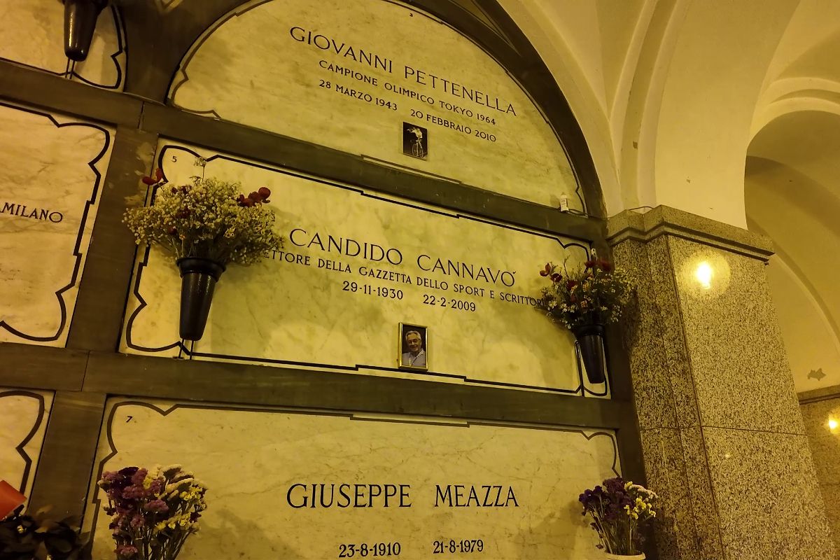 Cimitirul Monumentale. Derby-ul din Milano care s-a mutat în piatră: Meazza, lângă Kilpin