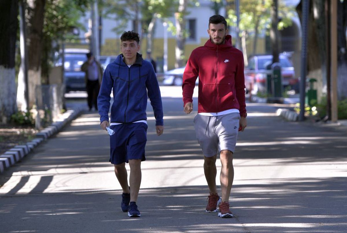 EXCLUSIV Primul semn că Dinamo se vinde! Anunțul făcut de conducere către jucători