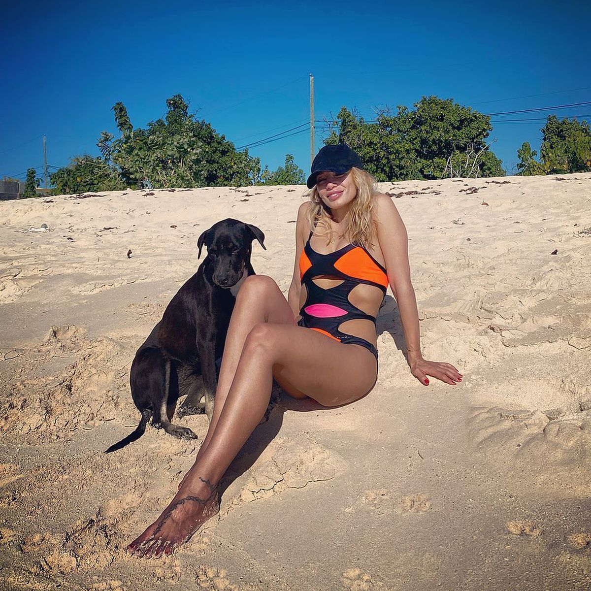 VIDEO + FOTO Montini a venit cu iubita la vizita medicală a lui Dinamo! Frumoasa Valentina a atras toate privirile