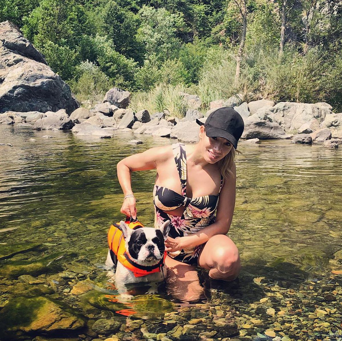 VIDEO + FOTO Montini a venit cu iubita la vizita medicală a lui Dinamo! Frumoasa Valentina a atras toate privirile