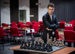 10 dintre cei mai buni jucători de șah ai lumii se confruntă în competiția de șah Superbet Chess Classic Romania 2021