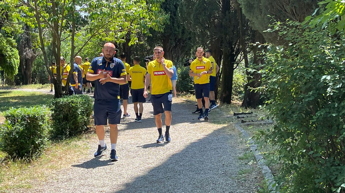 Jucătorii naționalei României s-au relaxat înainte de meciul cu Muntenegru