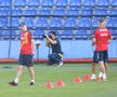 Antrenamentul lui Edi Iordănescu de la Podgorica, supravegheat de Răzvan Burleanu