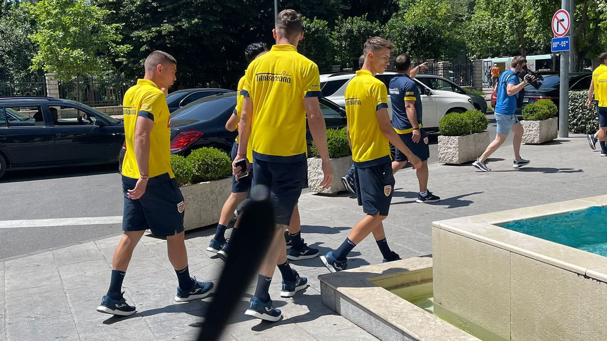 Jucătorii naționalei României s-au relaxat înainte de meciul cu Muntenegru