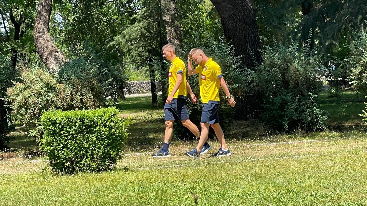 Jucătorii naționalei României s-au relaxat înainte de meciul cu Muntenegru