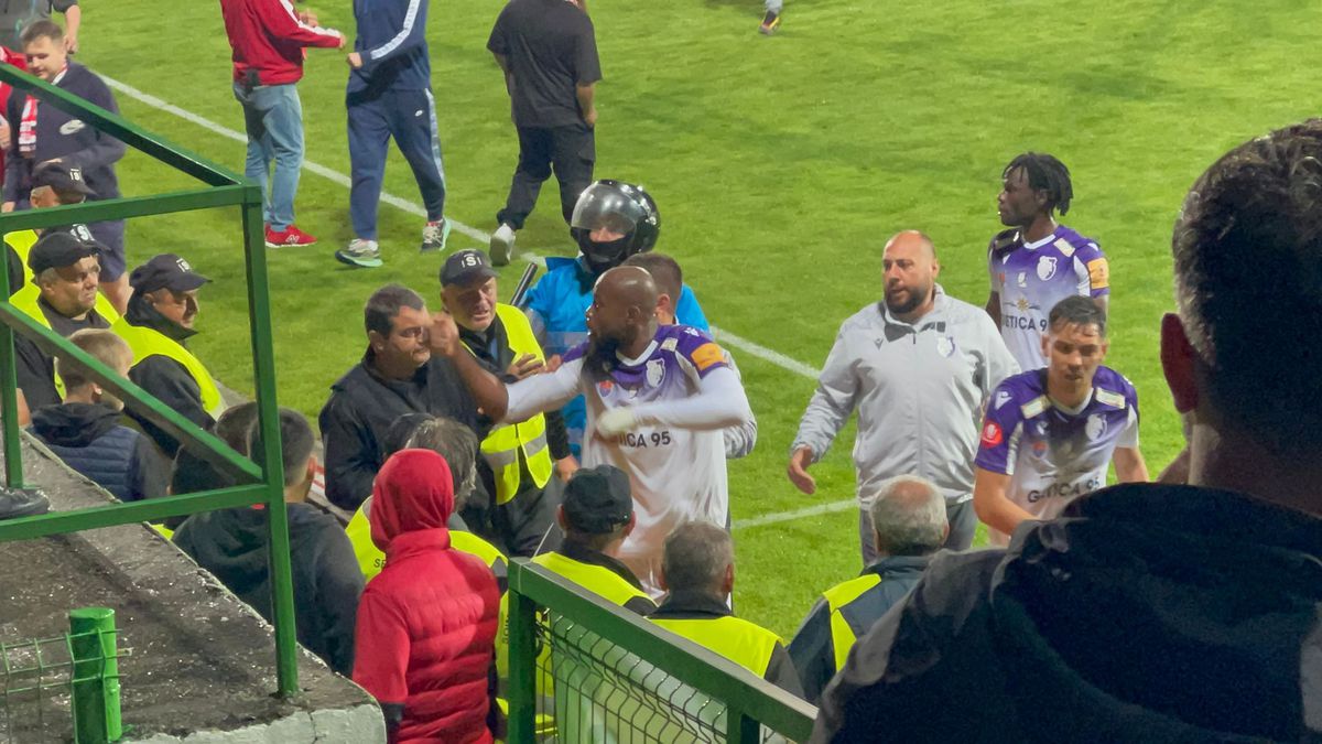 Garita, scandal uriaș cu ultrașii lui Dinamo. Ce s-a întâmplat