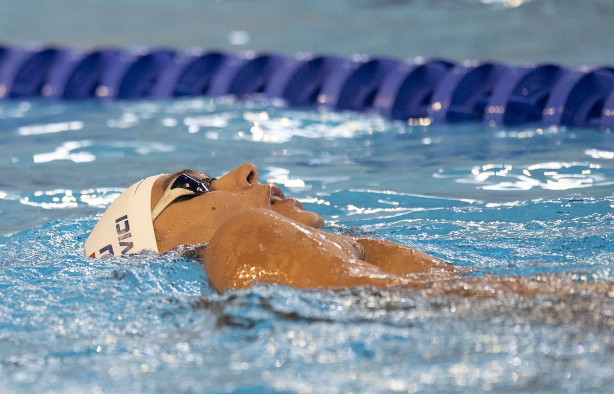 David Popovici câștigă finala A a Cupei României, proba de 100m liber