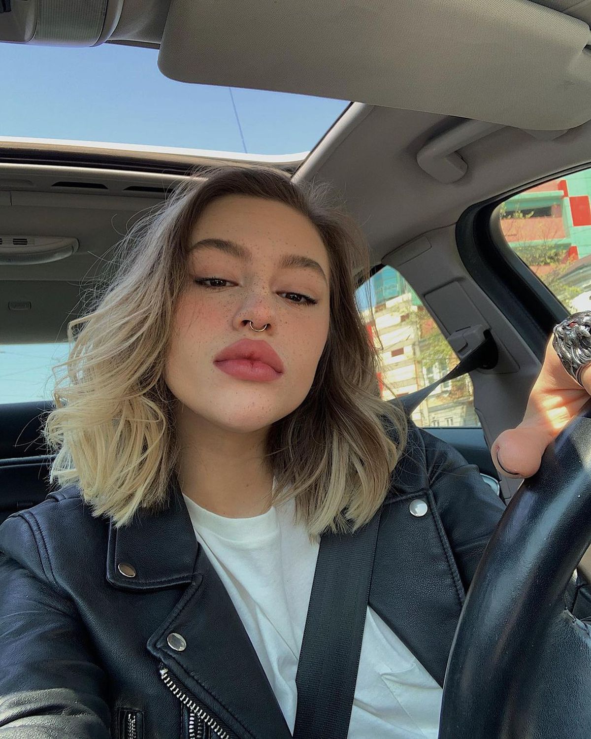 Denisa, fiica cea mare a lui Gabi Balint, a „incendiat” Jamaica! Fotografii care-ți taie respirația