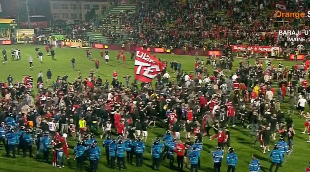 Exploziv după barajul FC Argeș - Dinamo: „Să nu-i mai văd în vestiarul ăsta!”