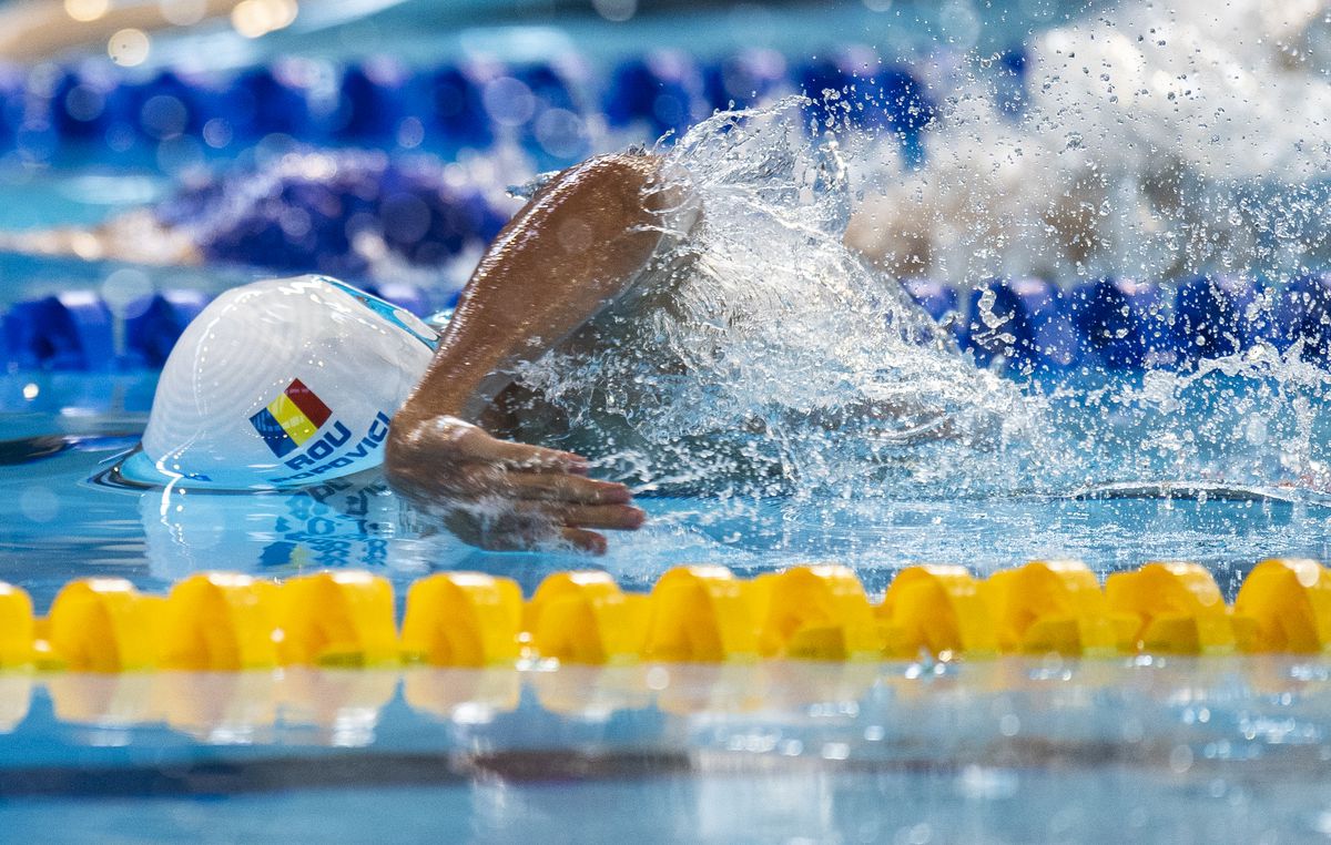 David Popovici câștigă finala A a Cupei României, proba de 100m liber