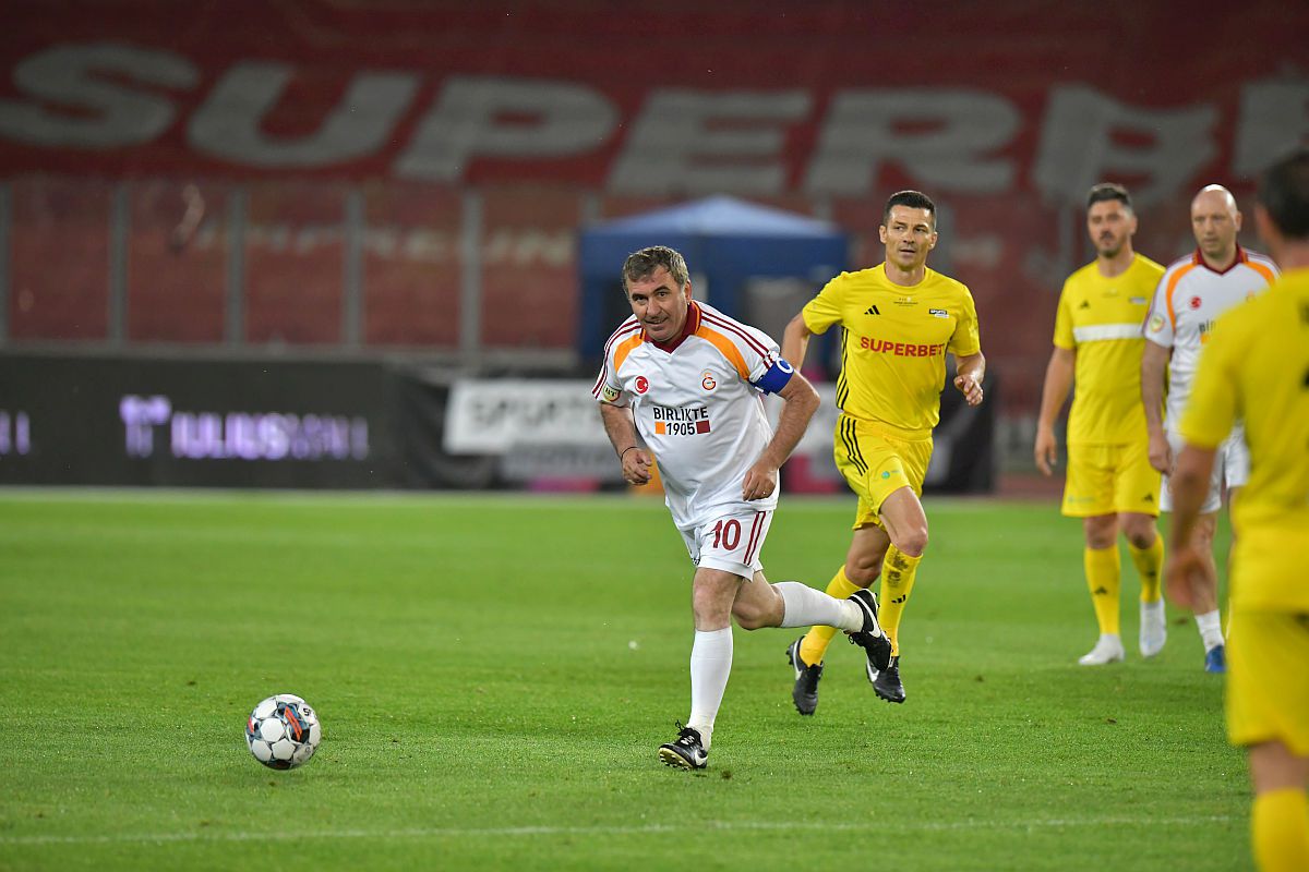 Cum arată astăzi jucătorii Generației de Aur care n-au fost văzuți în ultimii ani + 4 apariții spectaculoase la demonstrativul de la Cluj