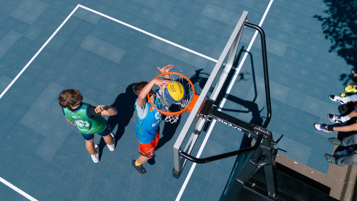 Au „invadat” Tâmpa! A fost spectacol sub panou la Sport Arena Streetball Brașov