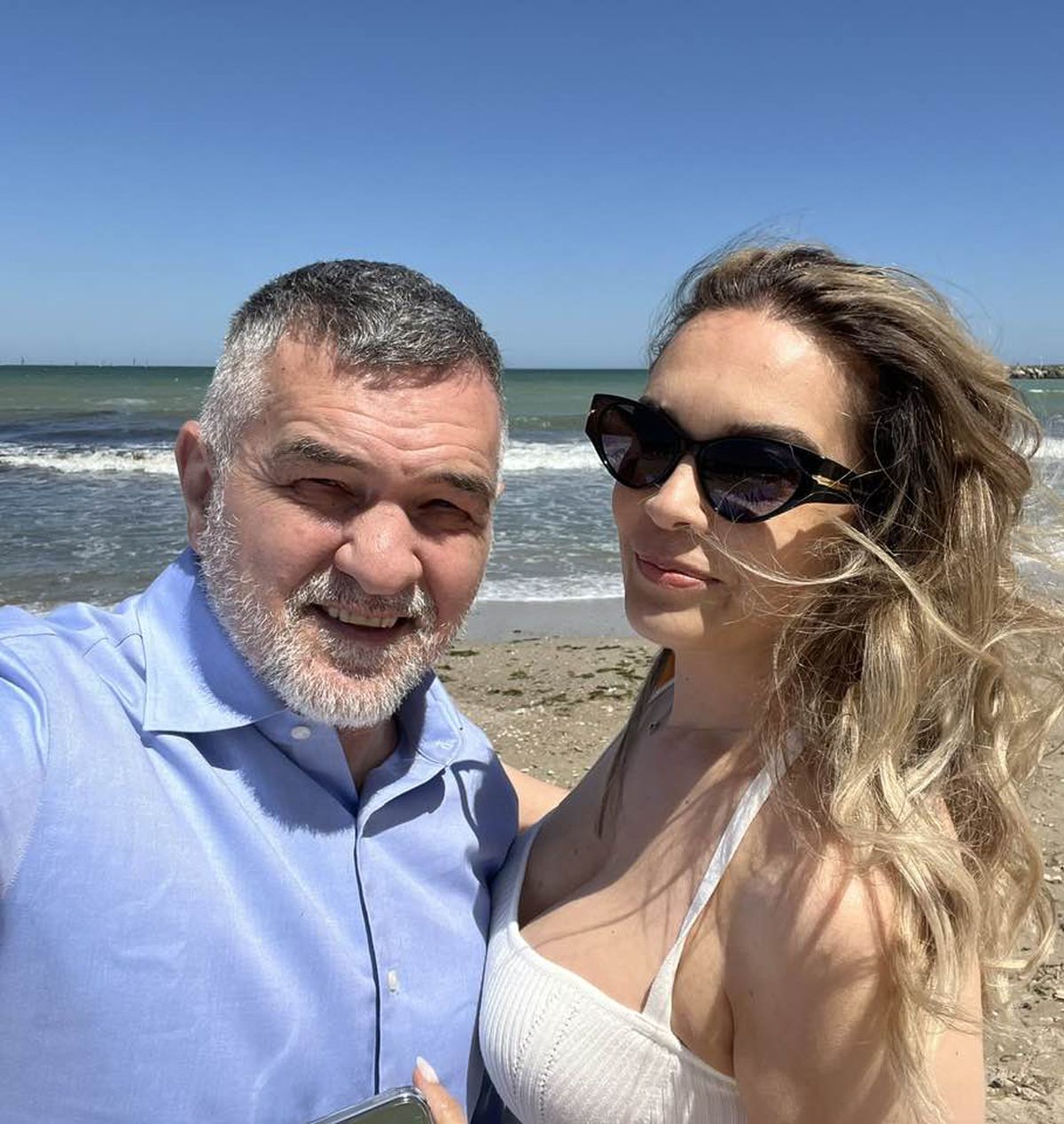 Leonard Doroftei e în culmea fericirii: „Ne mărim familia” » Bebelușul se va naște în luna aprilie