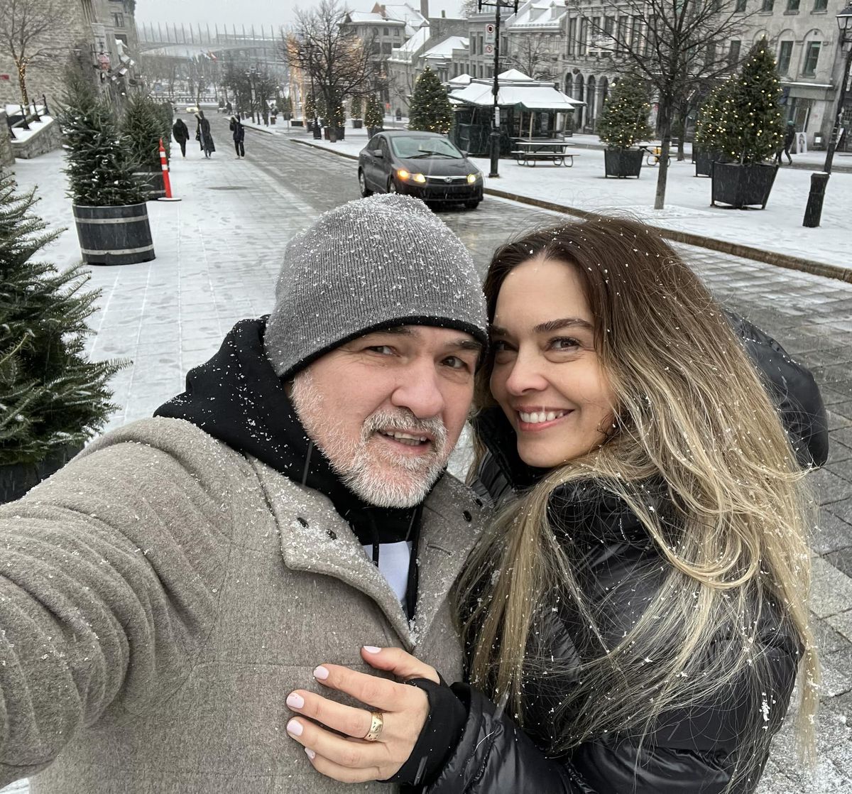 „Aveam părul creț și ochii verzi!” » Monica și Leonard Doroftei, secrete de cuplu pentru GSP.RO: „Lasă-mă să zic și eu ceva! Aveam 16 ani când l-am cunoscut, nu știam cu ce se ocupă”