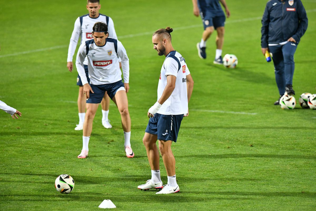 Doi „tricolori” au absentat de la antrenamentul României » Ce se întâmplă cu fotbaliștii care au fost decisivi în preliminarii