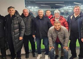 Mutarea-surpriză pe care o pregătește Dinamo! Negocieri intense pentru o poziție-cheie: „Component al Generației de Aur, fostă glorie dinamovistă”