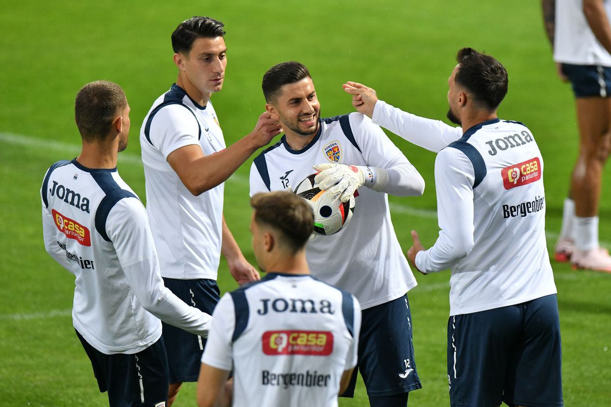 Doi „tricolori” au absentat de la antrenamentul României » Ce se întâmplă cu fotbaliștii care au fost decisivi în preliminarii