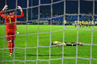 Consideră că și-a îngropat echipa la baraj: „Din vina mea mai stăm un an”