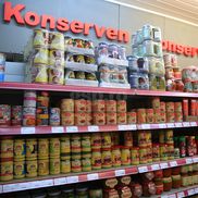 Imagini din magazinul românesc din Graz FOTO: Ionuţ Iordache (GSP)