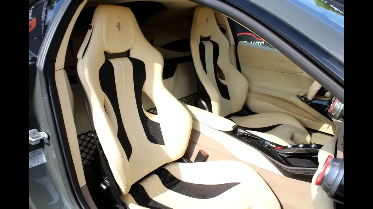 Ianis Stoica, achiziție de lux! Ademenit de arabi, fotbalistul și-a luat o „bestie” de 330.000 de euro